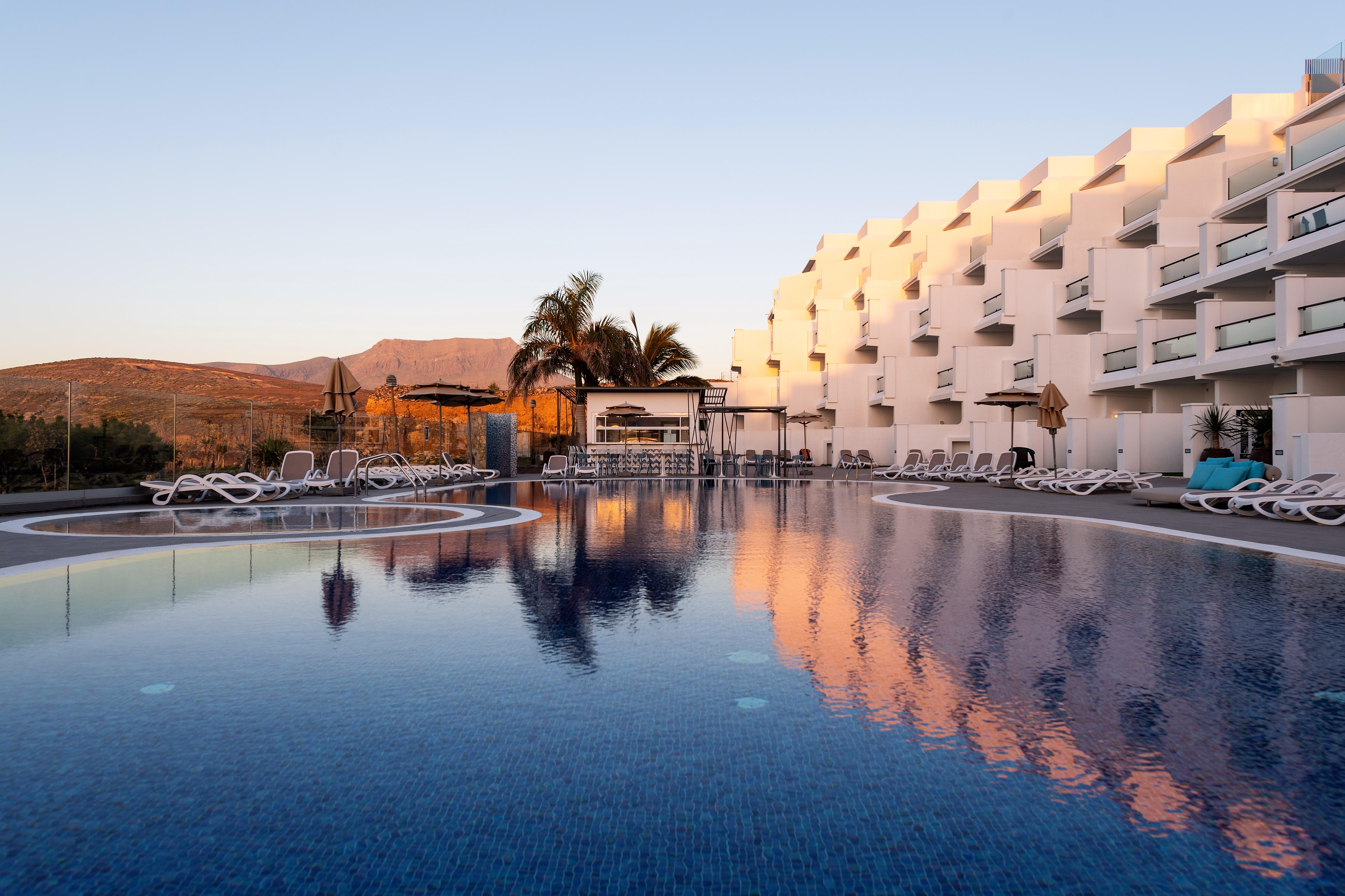 โรคา เนกรา โฮเต็ล แอนด์ สปา Hotel อากาเอเต ภายนอก รูปภาพ