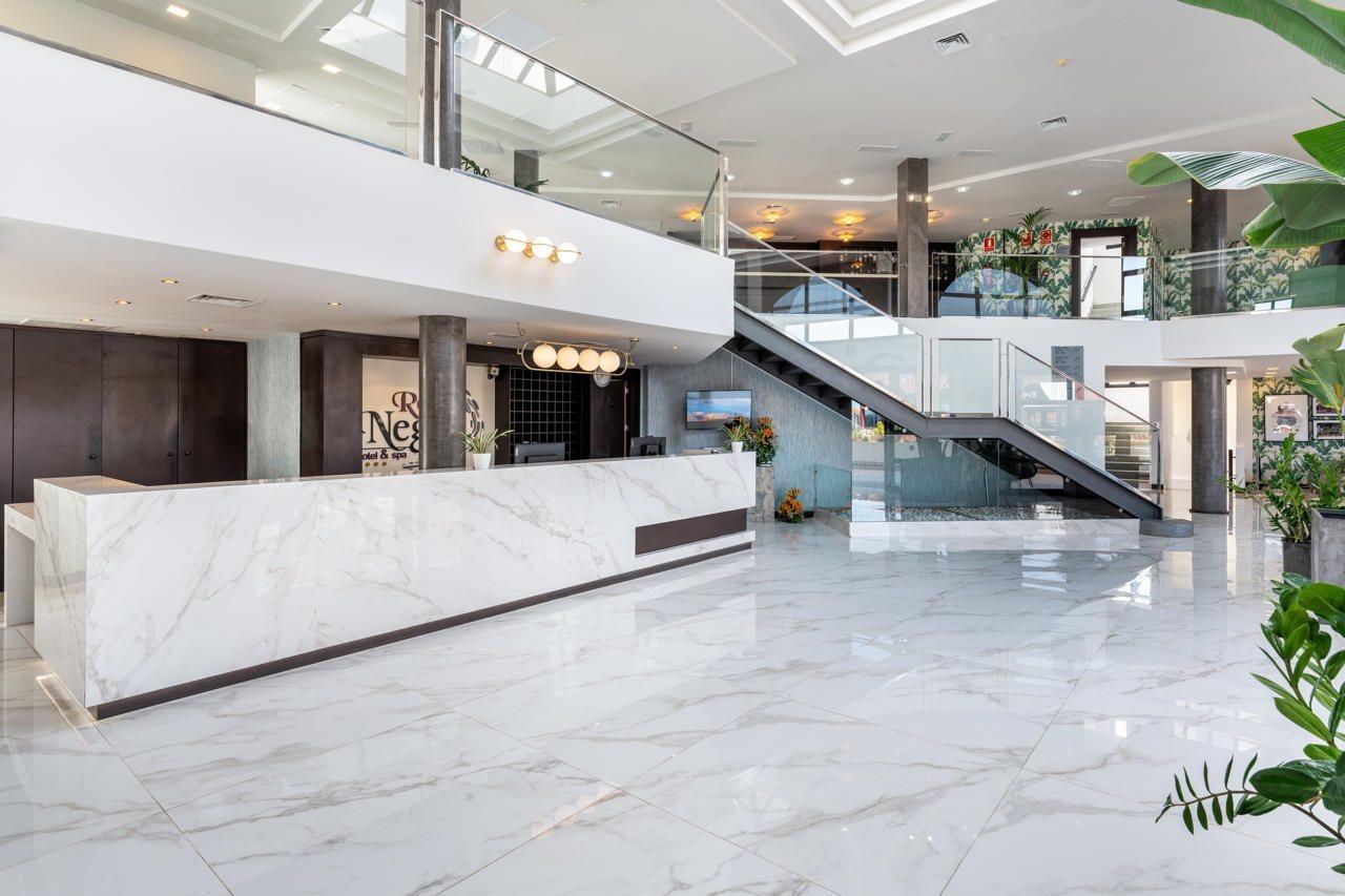 โรคา เนกรา โฮเต็ล แอนด์ สปา Hotel อากาเอเต ภายนอก รูปภาพ